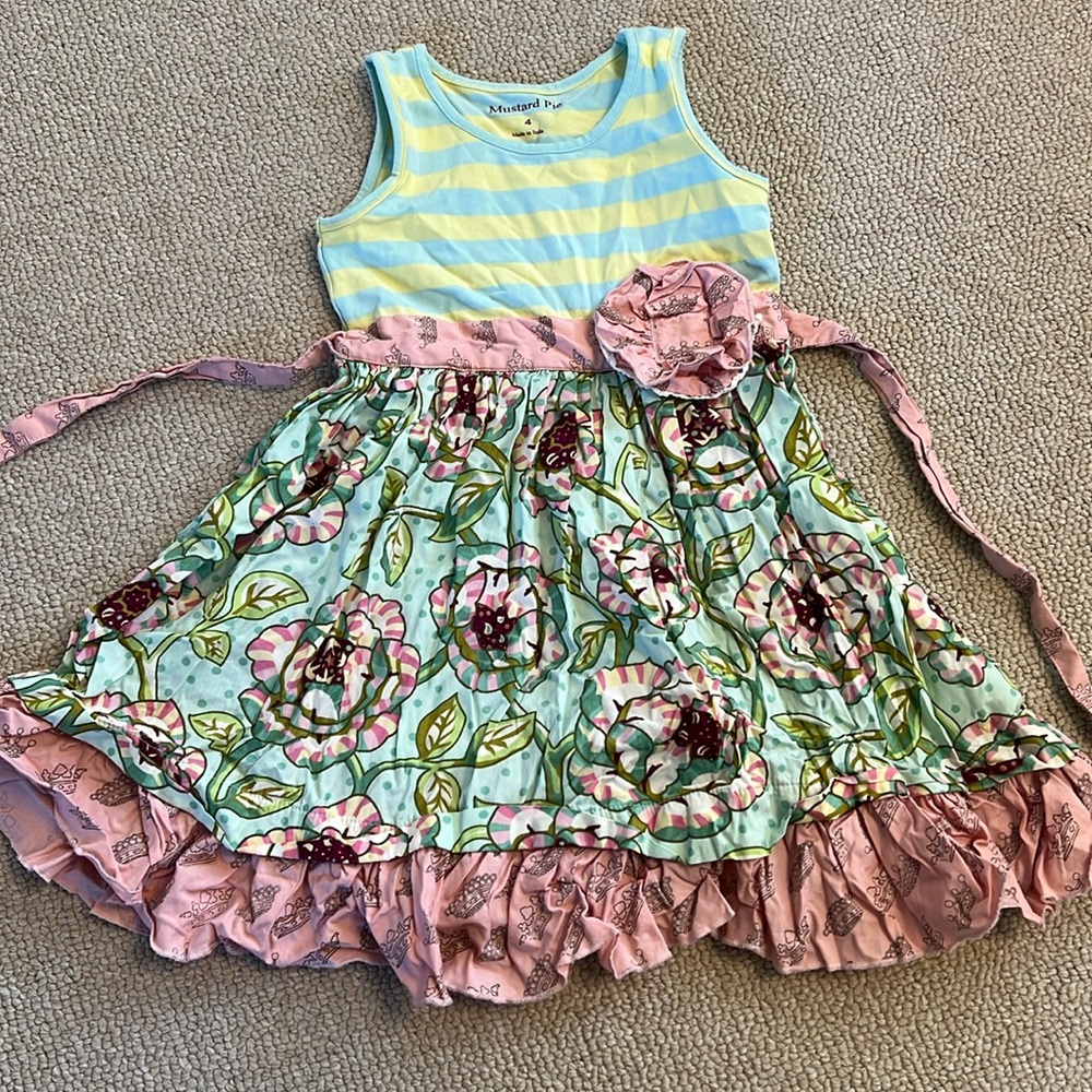 Mustard pie dress size 4